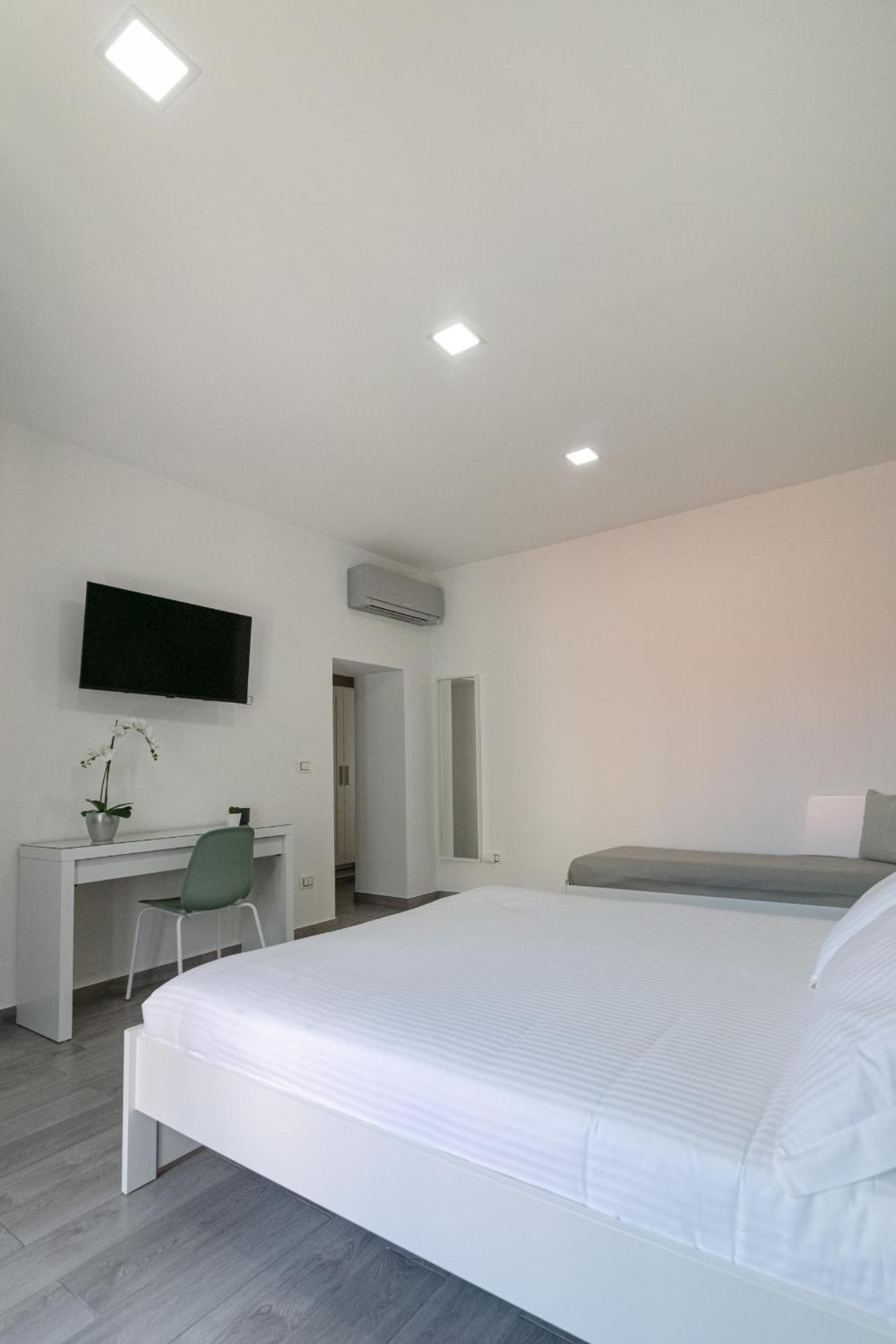 Dea Apartrooms Termoli Ngoại thất bức ảnh